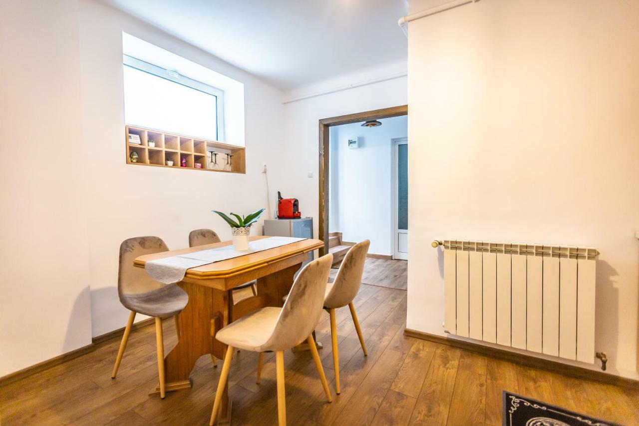 Central Apartment Braszów Zewnętrze zdjęcie